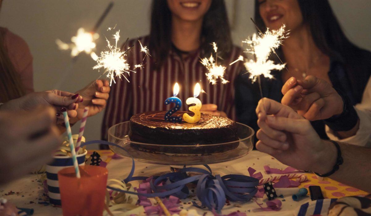 gâteau lors d'une fête d'anniversaire