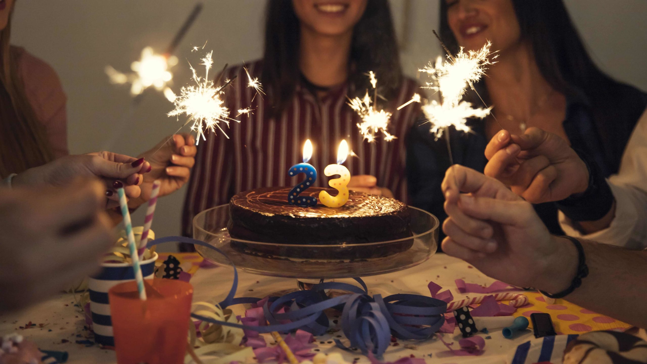 gâteau lors d'une fête d'anniversaire